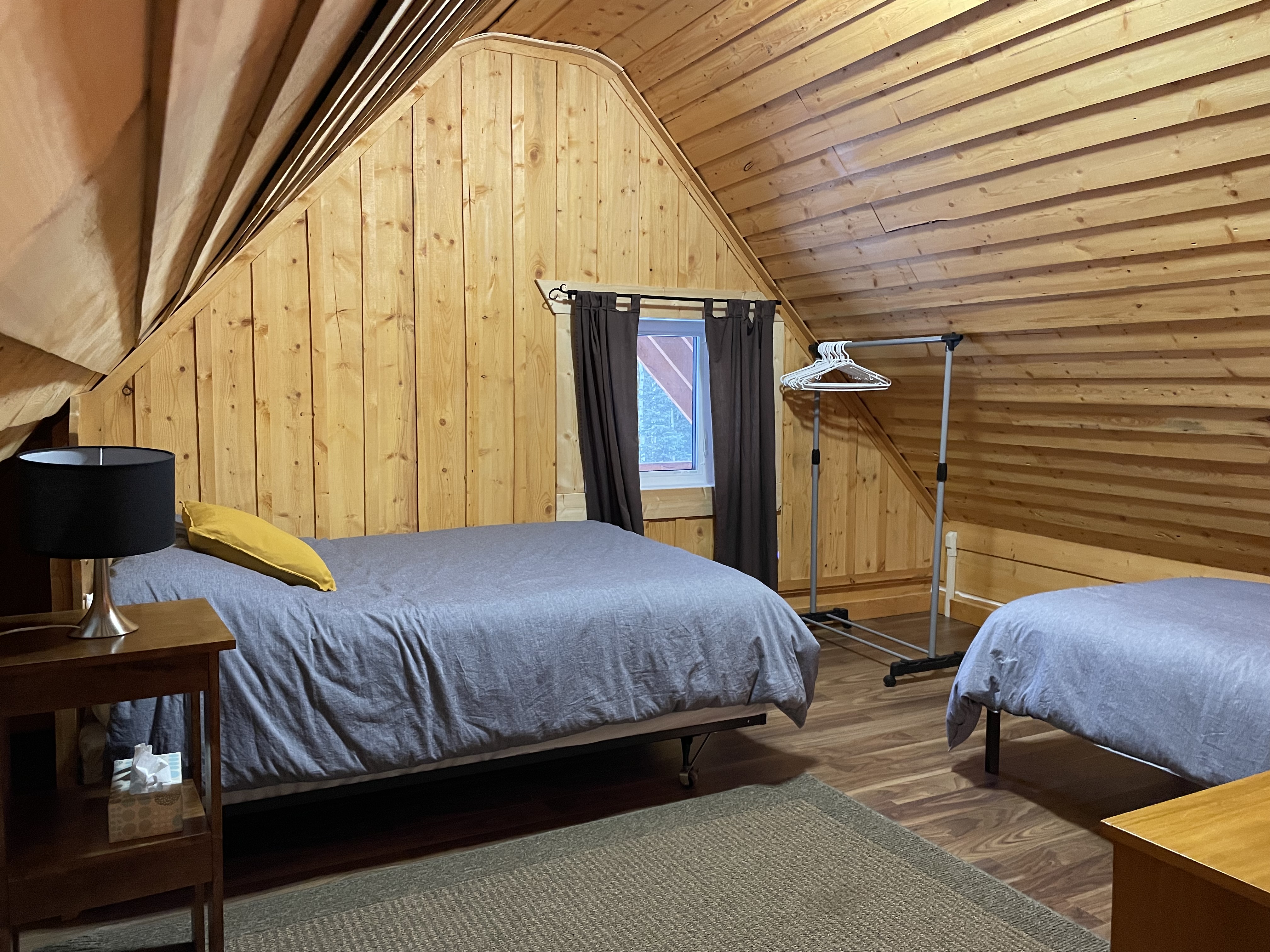 Interior view of Cabin 4 from Mayo Cabin Rentals